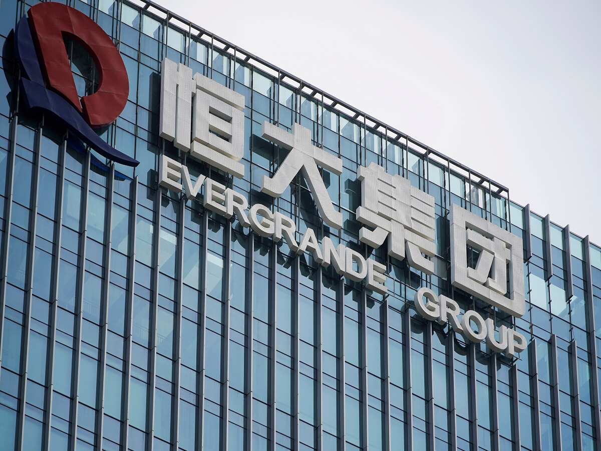Evergrande loses $2 billion in value as trade resumes; extends creditor voting