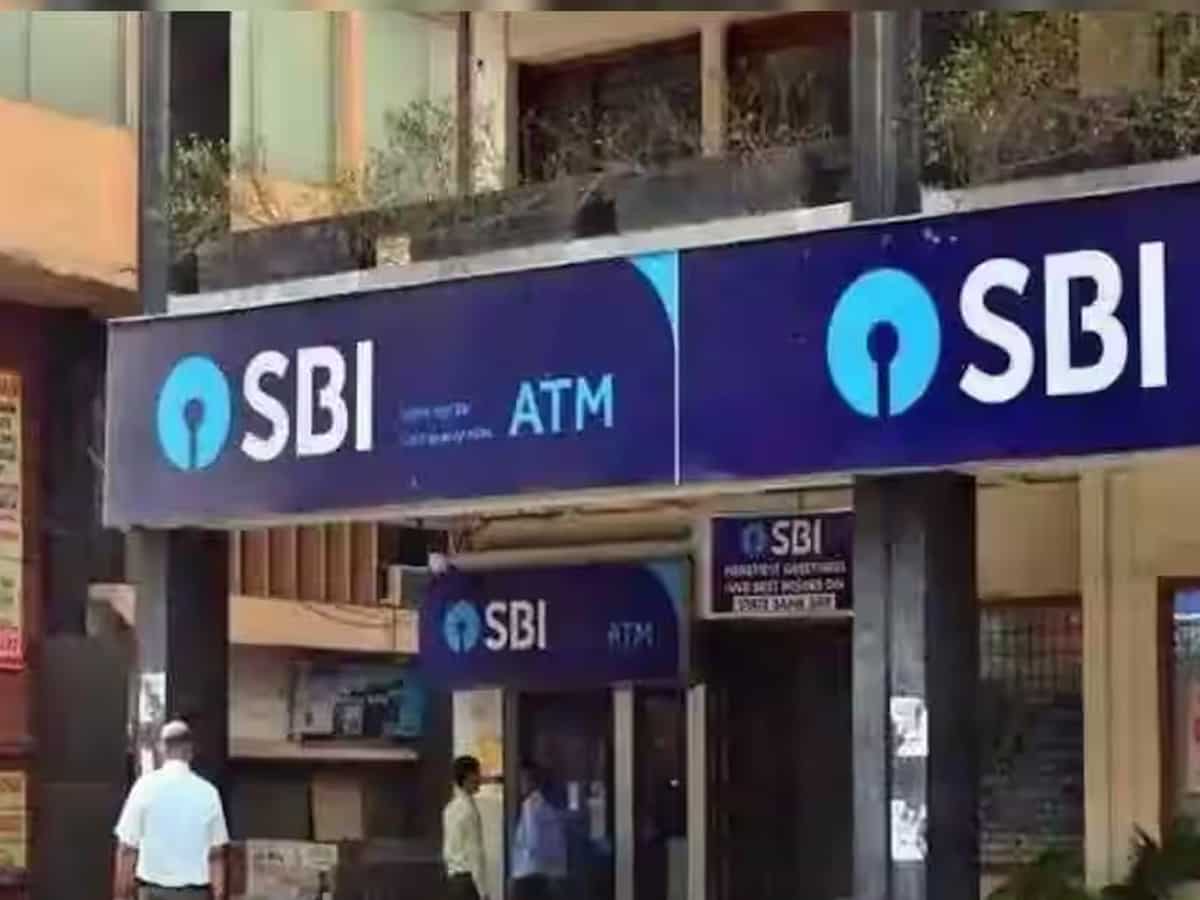 SBI Special Scheme: Only Aadhaar card is needed to register for these social security schemes