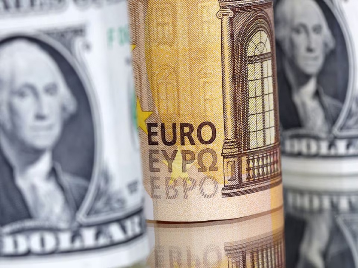 Euro jumps on inflation while dollar braces for