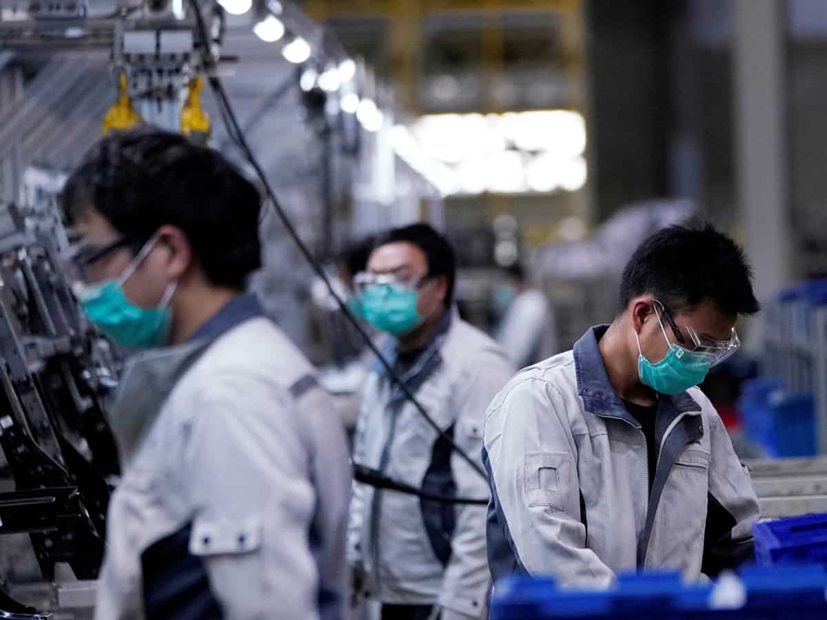 China's August factory activity picks up unexpectedly: Report