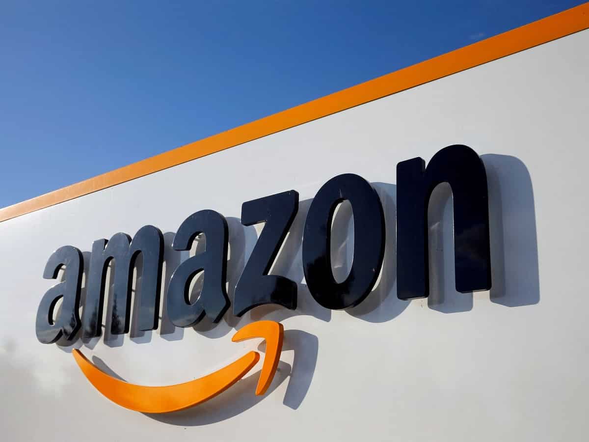 Amazon shareholder sues board, Bezos over Blue Origin launch contracts