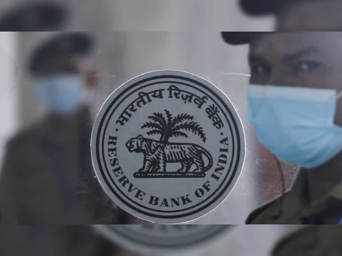 Bank credit outstanding to real estate rises to record Rs 28 lakh crore in July: RBI 