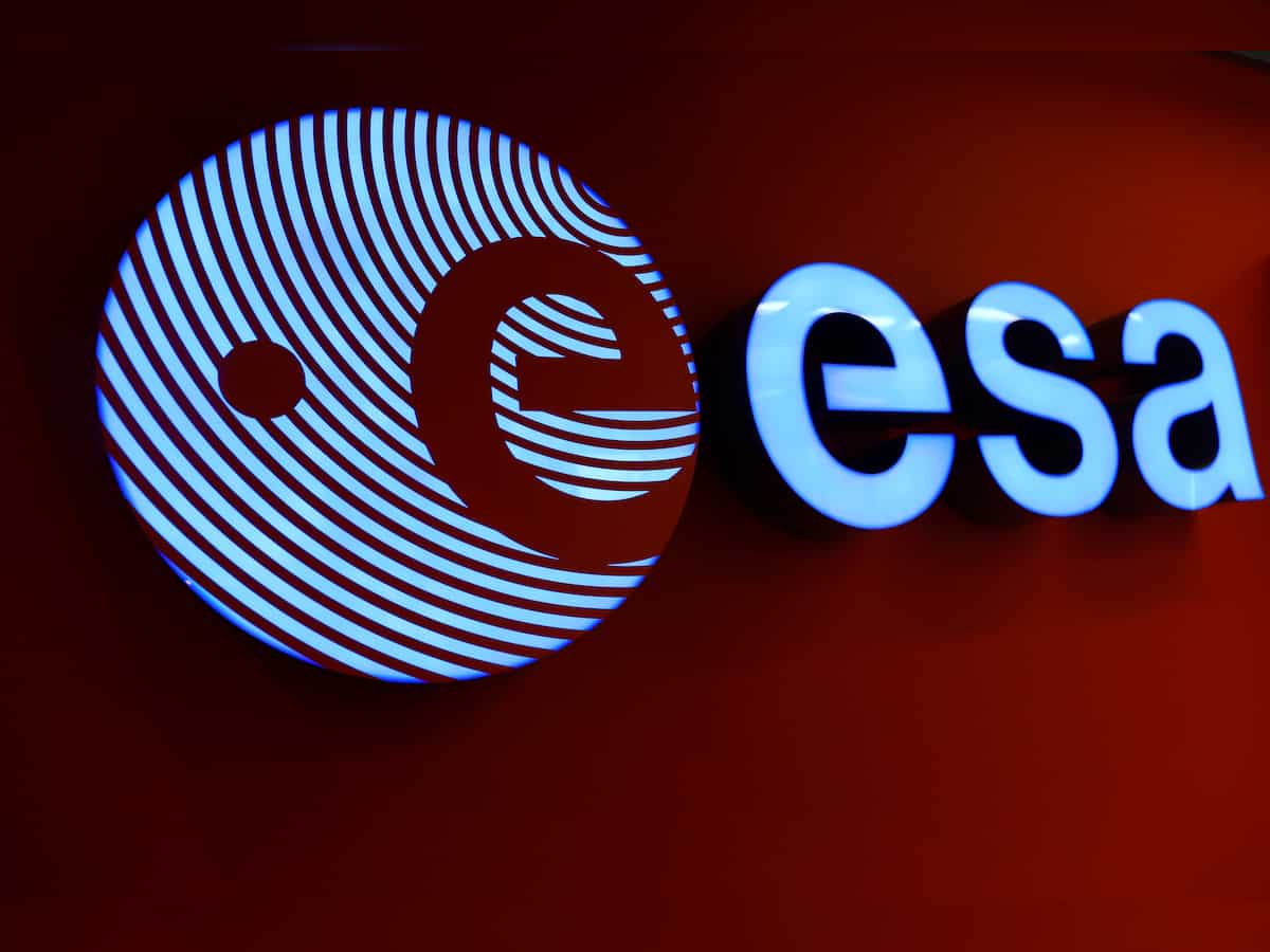 ESA astronaut to study how light & sleep affect body's rhythm in space