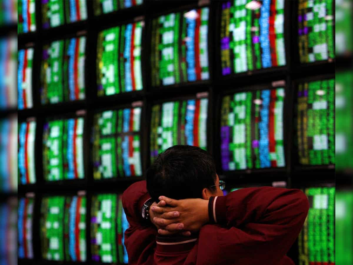 Asian Markets News Stocks Fall As Global Growth Concerns Mount Zee Business 