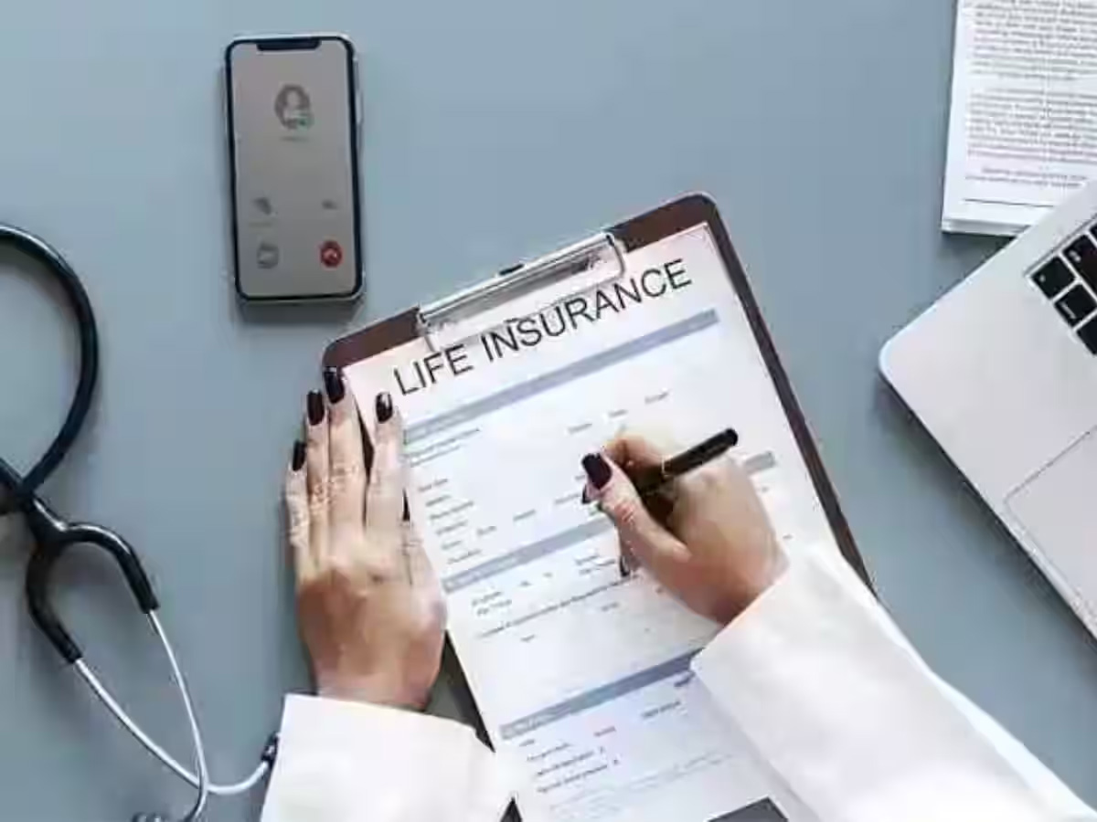LIC vs Private Life Insurance Policies: Is LIC a better choice in terms of premiums and expenses?