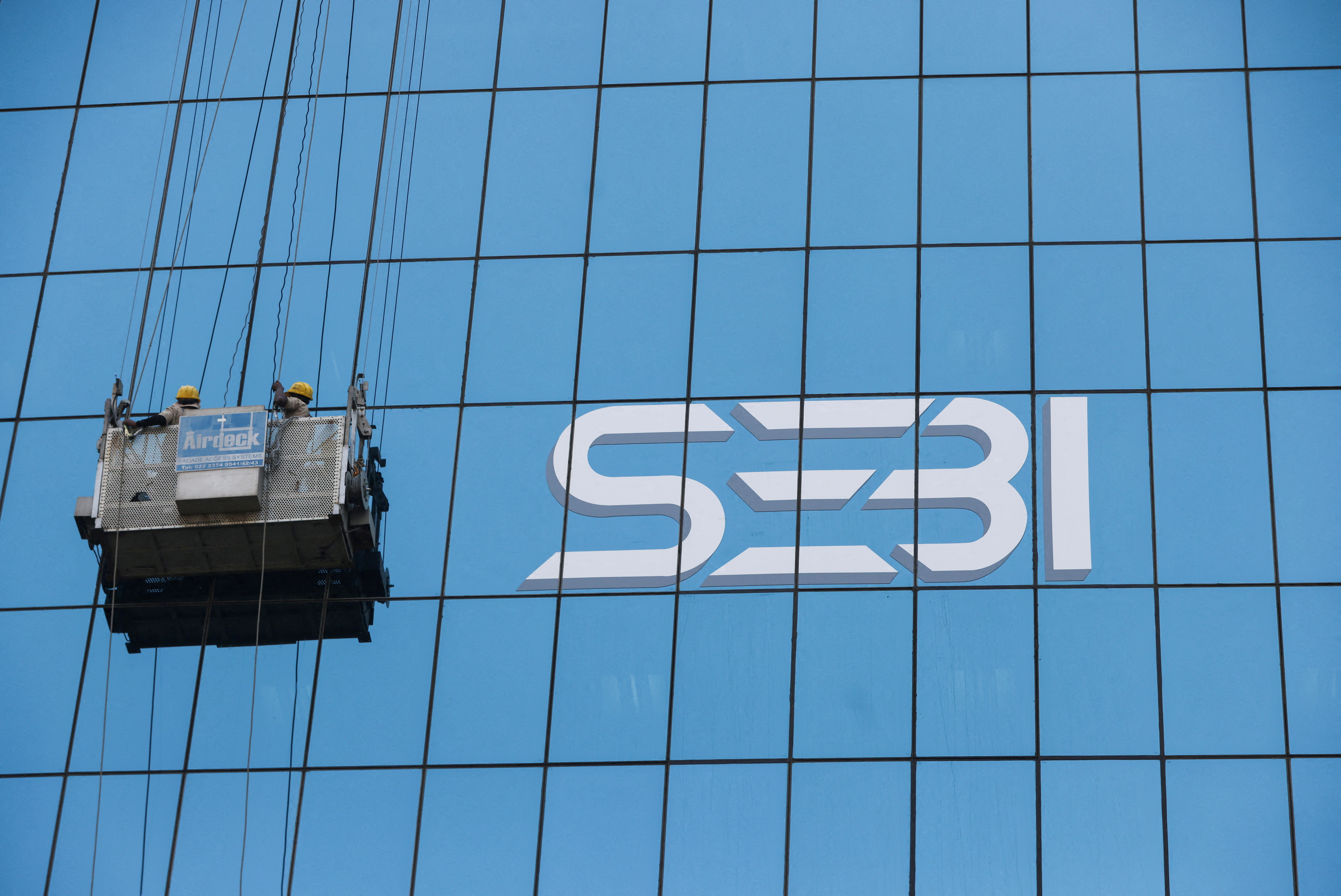 SEBI mandates payment to Investor Protection and Education Fund only through online mode