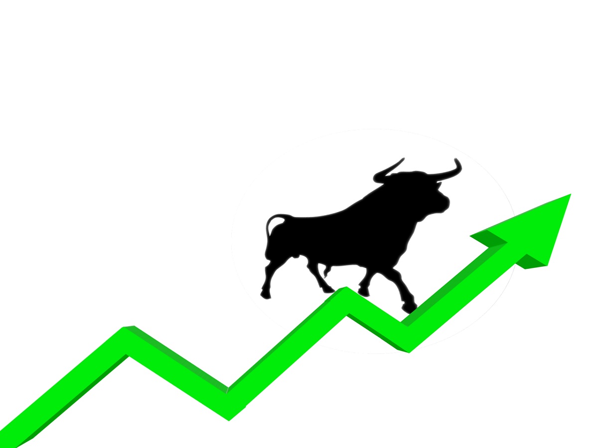 FINAL TRADE: Sensex recovers 593 points from day's low, ends 385 points higher; Nifty settles at 19,727