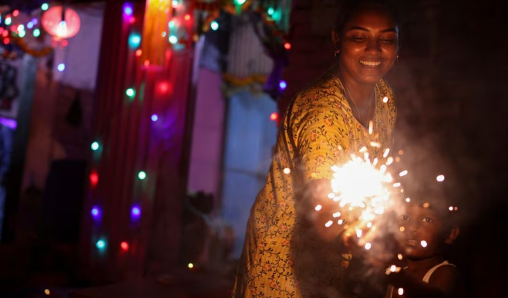 Delhi government reimposes ban on sale, use of firecrackers to check pollution in winter