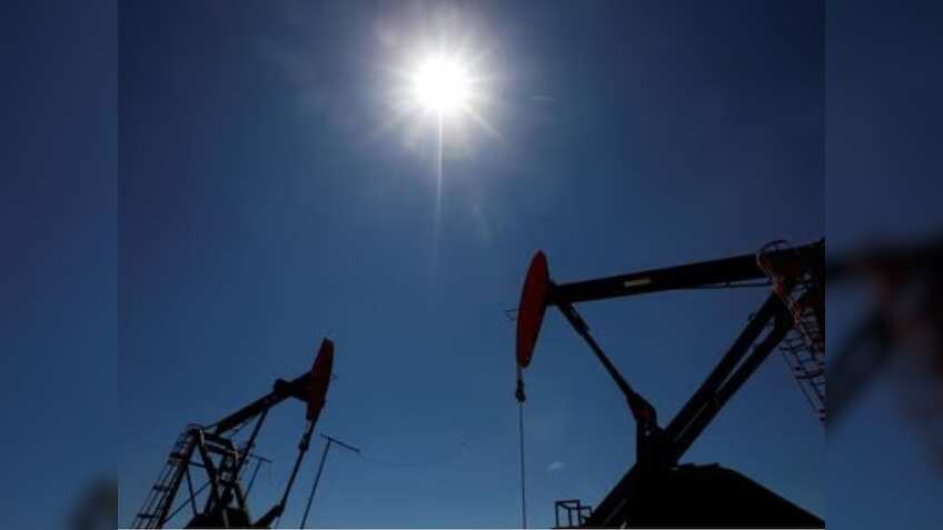 Oil prices hover near 10-month high on supply concerns