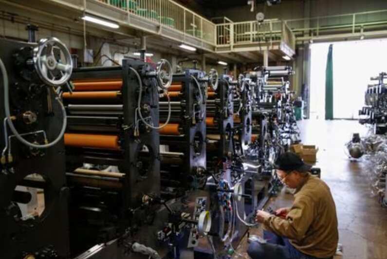 Japan's Weak Machinery Orders Darken Outlook, Raise Policy Challenge ...