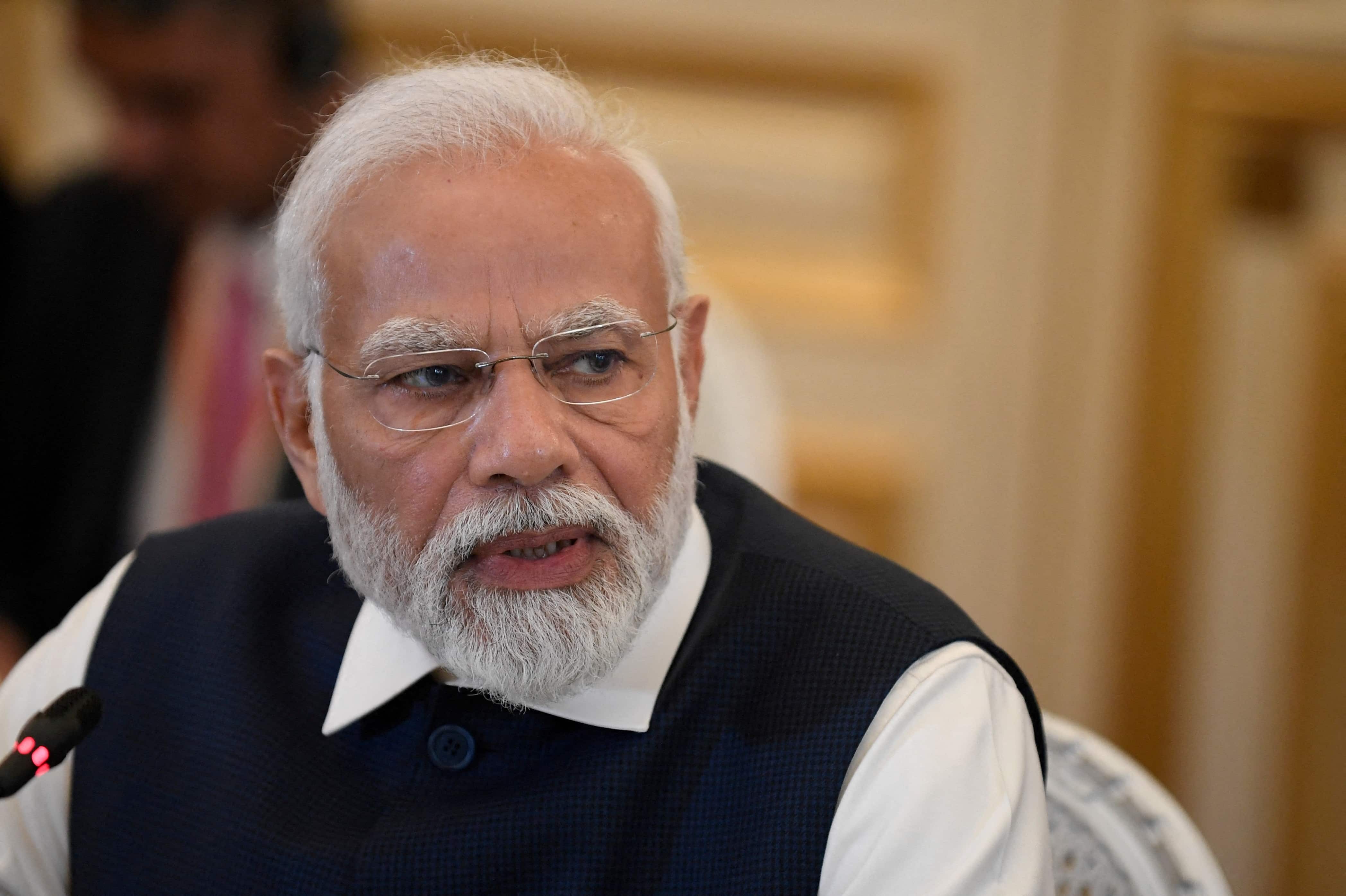 Delhi HC rejects challenge to CIC order on RTI plea over auction of PM  Modi's suit
