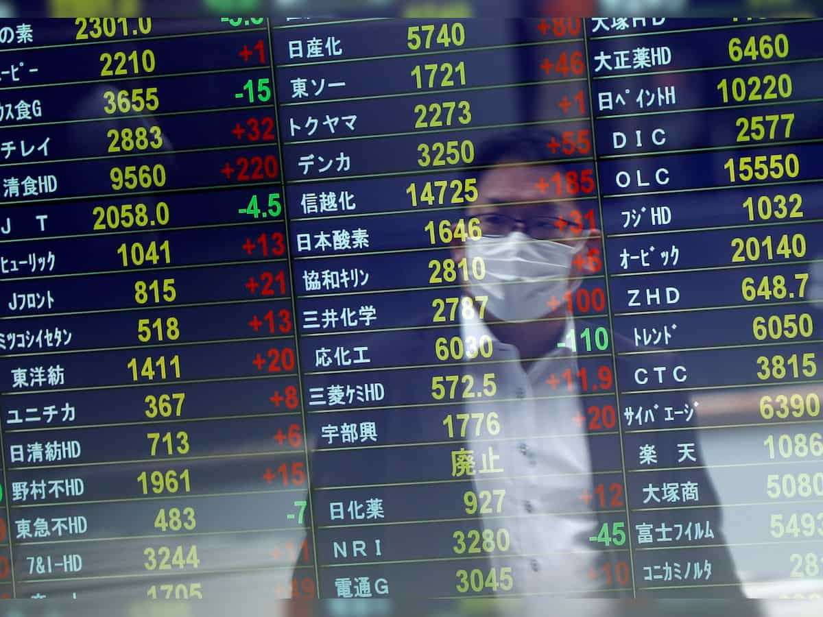 Asian markets news: Shares stumble as investors brace for central bank packed week