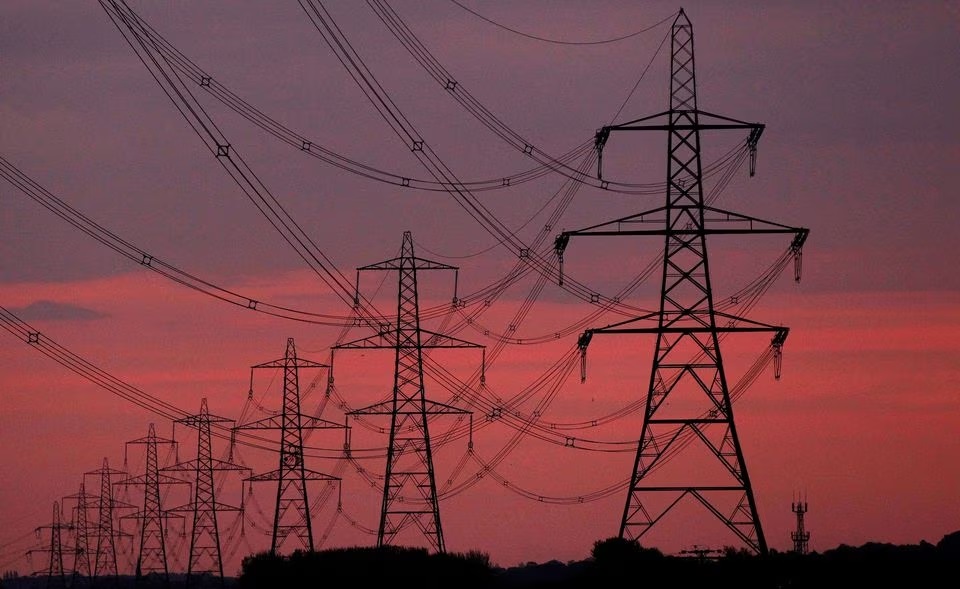 REC shares shrug off weakness on D-Street; what is driving the infra financier stock?