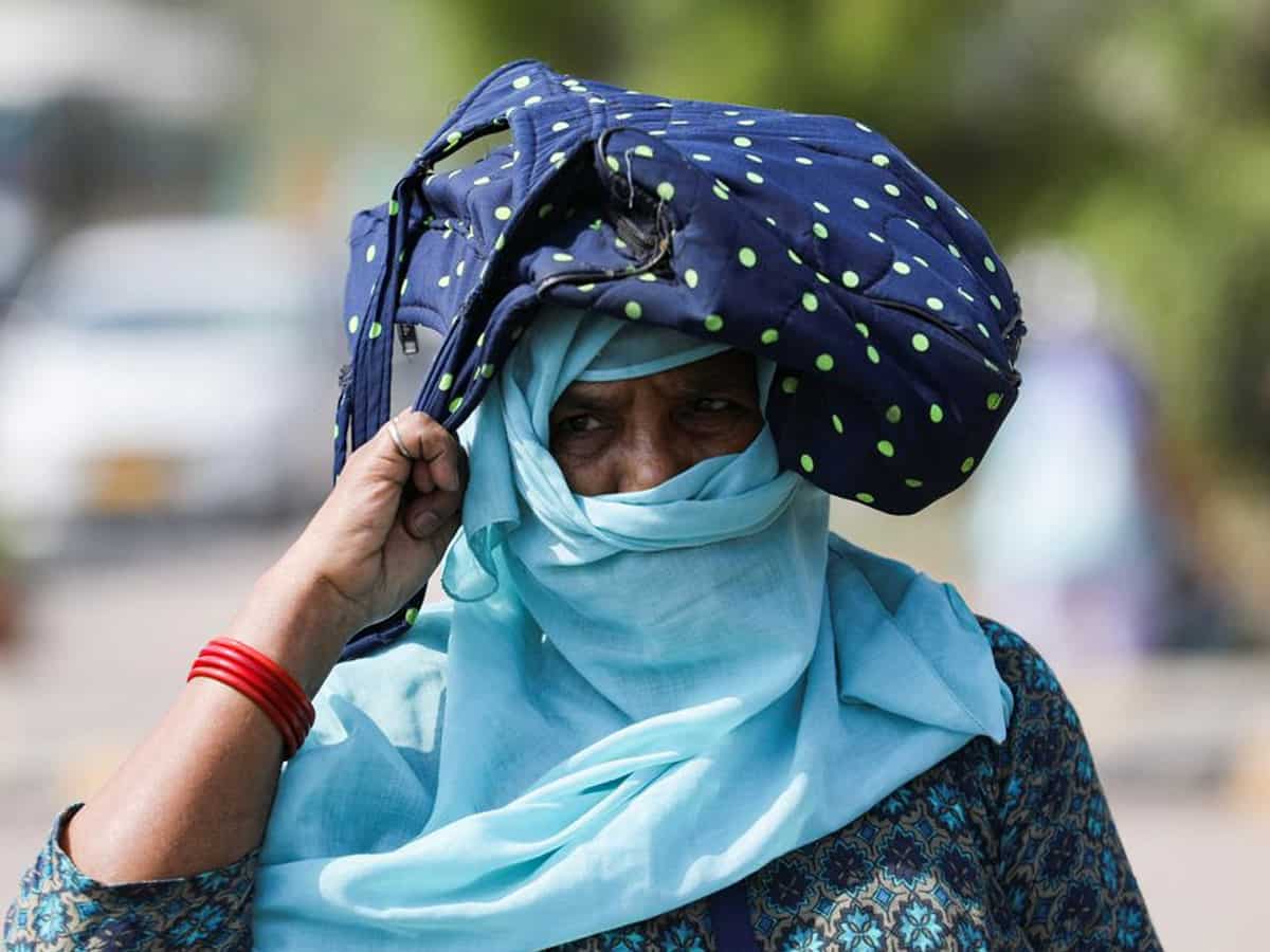 Delhi weather update: City records minimum temperature of 26.5 degrees Celsius