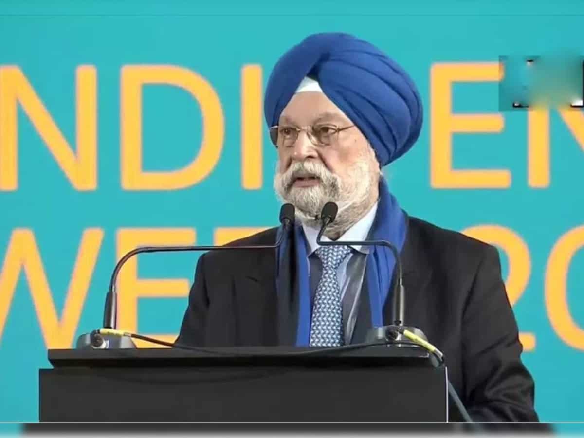Union Minister Hardeep S Puri to flag off India's first green hydrogen fuel cell bus