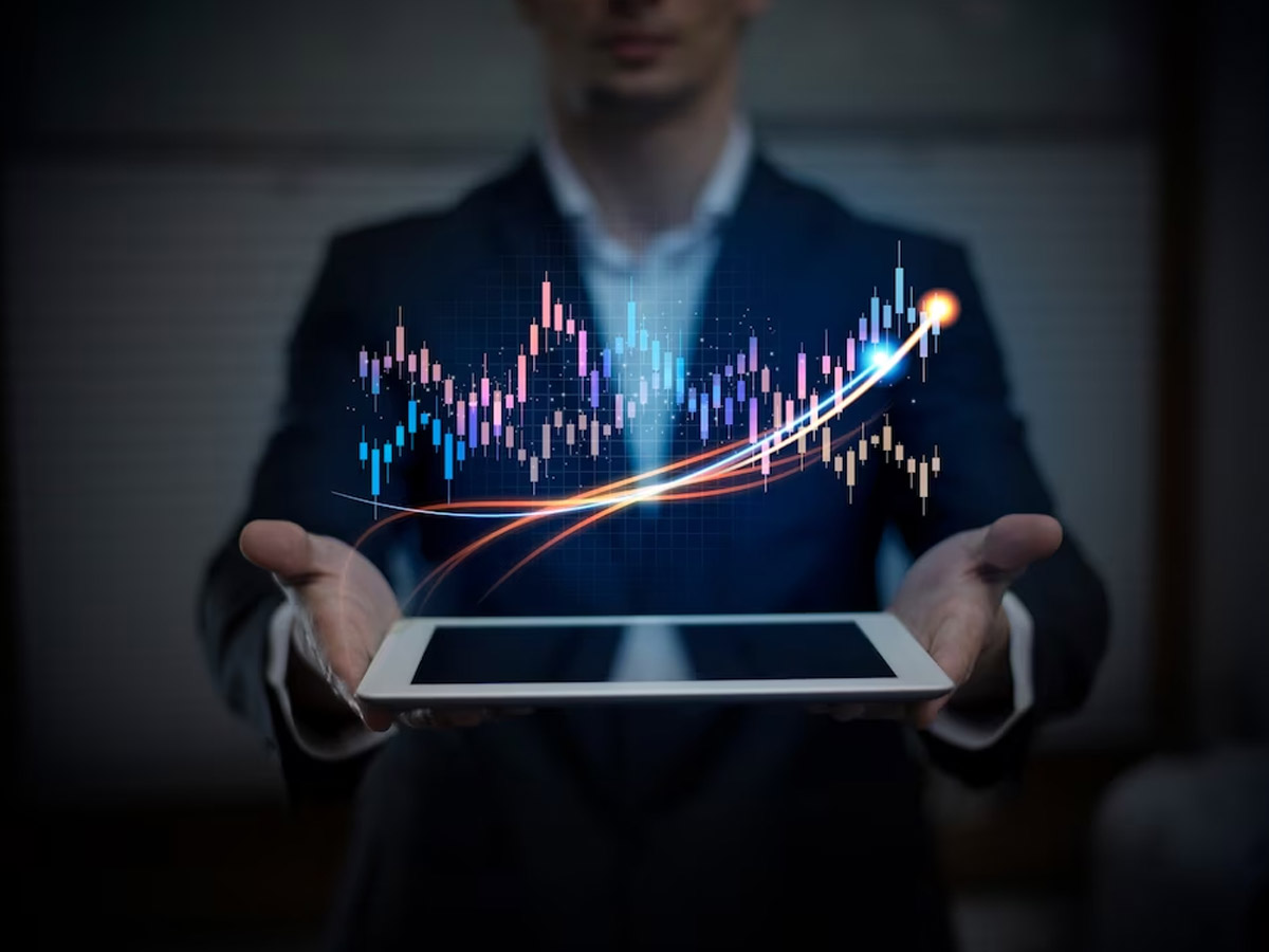 2 multibagger stocks to track for share splits this week