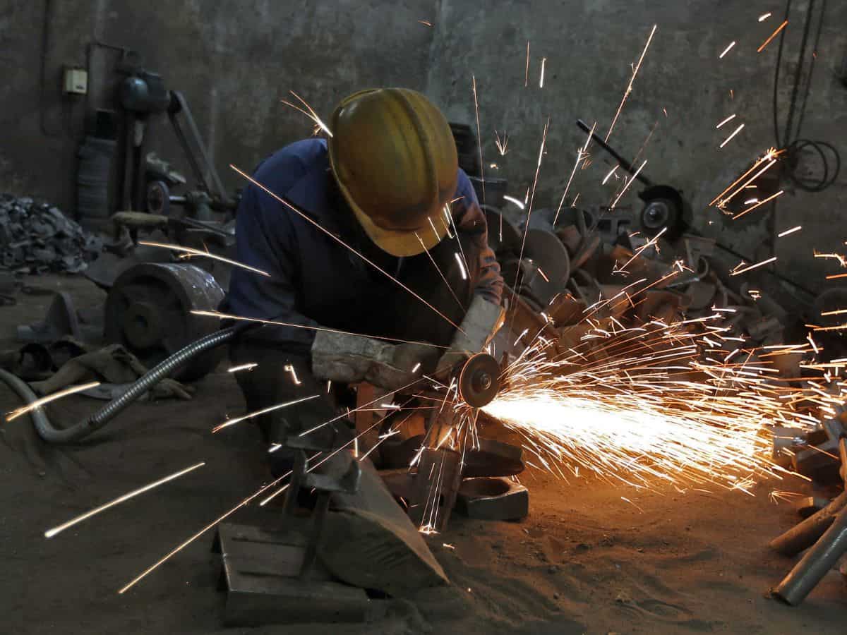 India's manufacturing sector activity falls to 5-month low in September