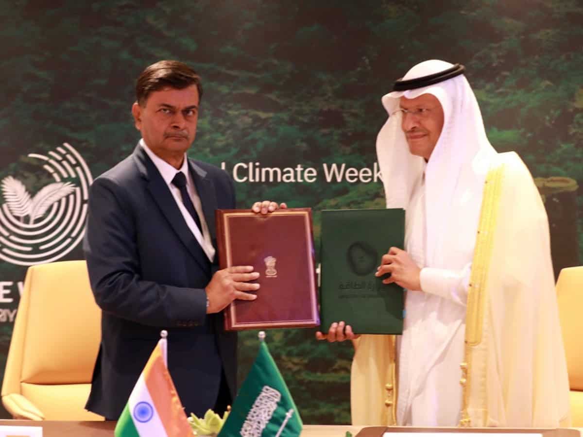 India, Saudi Arabia sign initial pact for electrical interconnections, green hydrogen