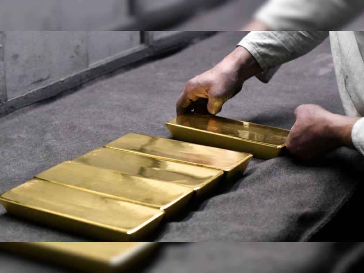  Gold builds on Middle East conflict-fuelled gains as US dollar, bonds retreat