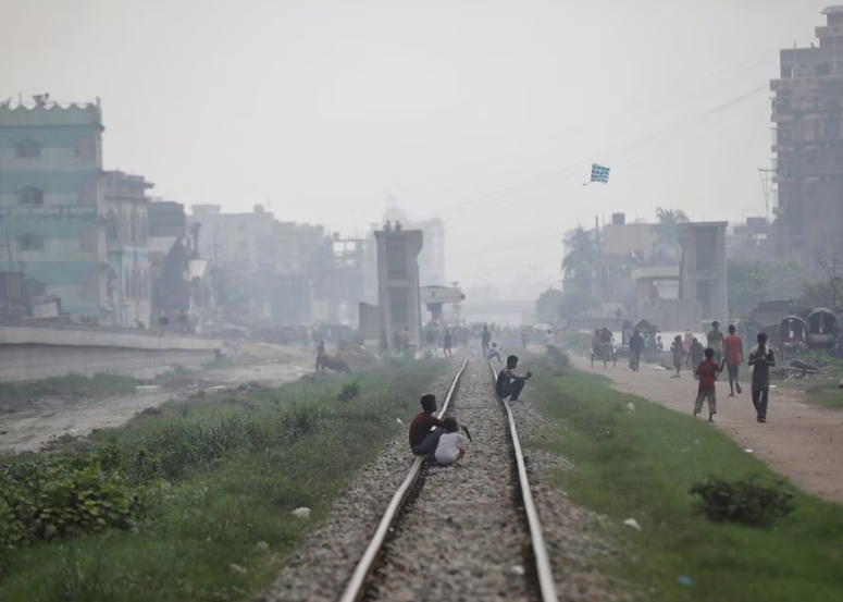 Delhi air quality plunges into 'poor' category with