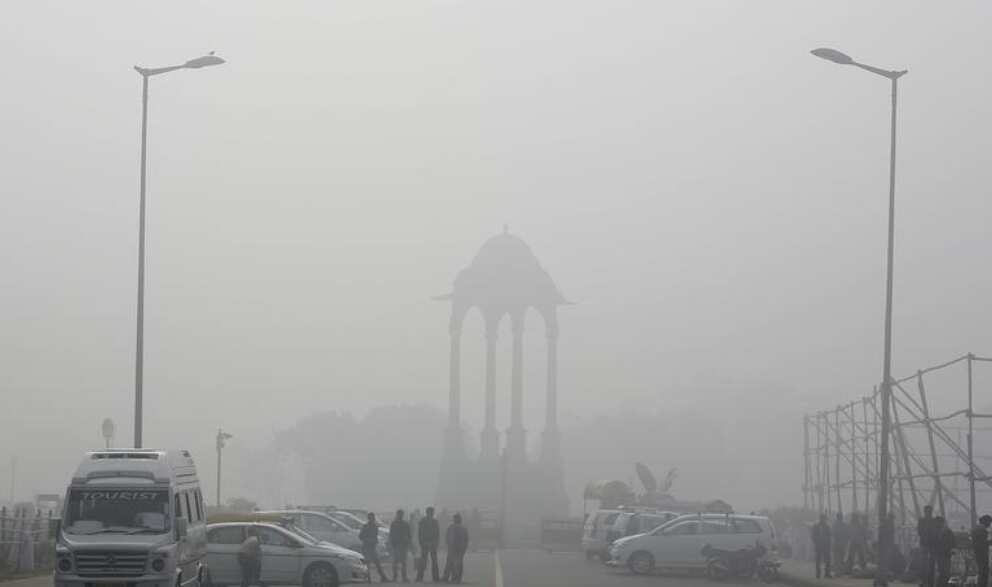 Delhi records minimum temperature of 17.3 degrees Celsius, AQI in 'moderate' zone