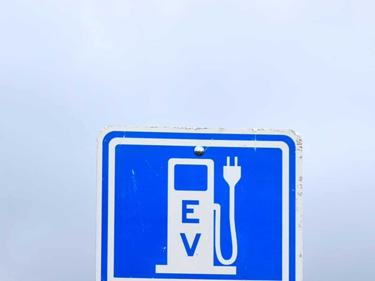 EV charger maker Servotech files two patents for energy management technologies