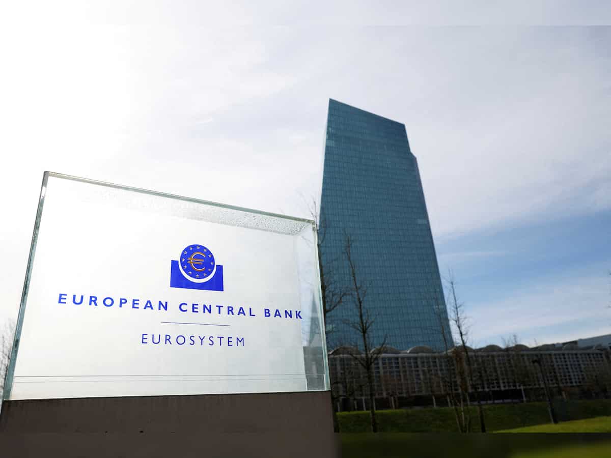 European Central Bank holds key interest rate at 4%  as Mideast war casts shadow over economy