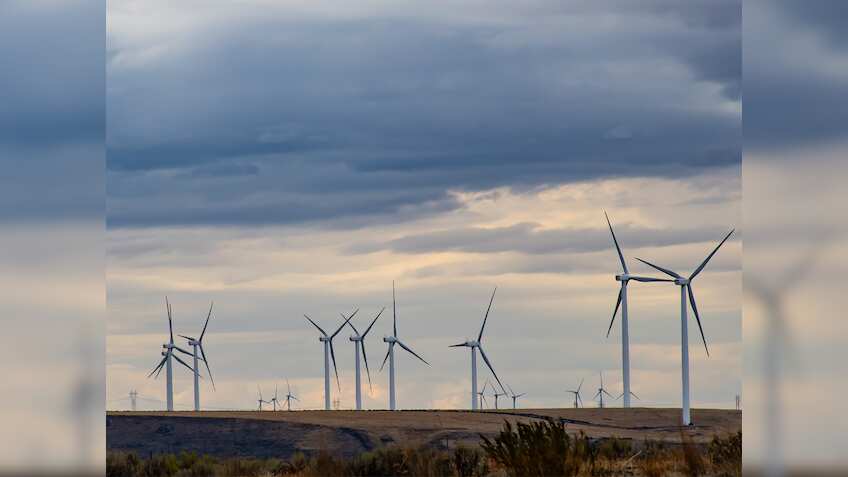 Renewable energy sources can meet 65% of world's power supply, 90% by 2050: Minister R K Singh