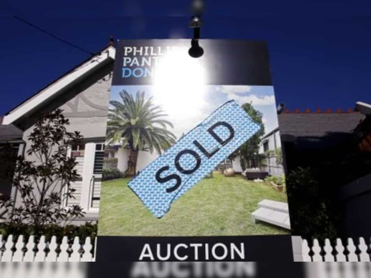 Australia rate risk grows as house prices jump and IMF chimes in