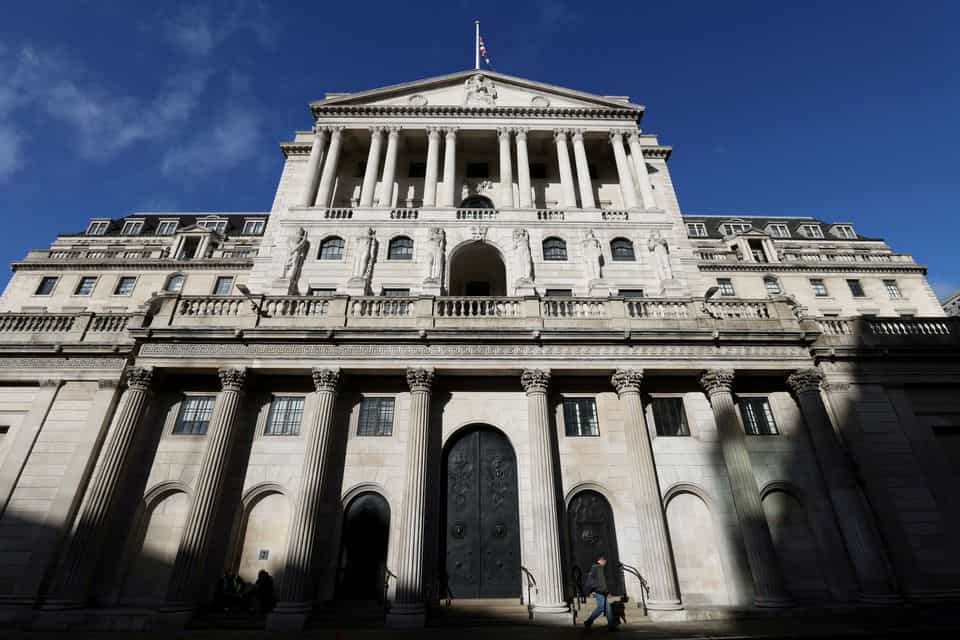 Bank of England leaves benchmark interest rates unchanged at 15-year high 