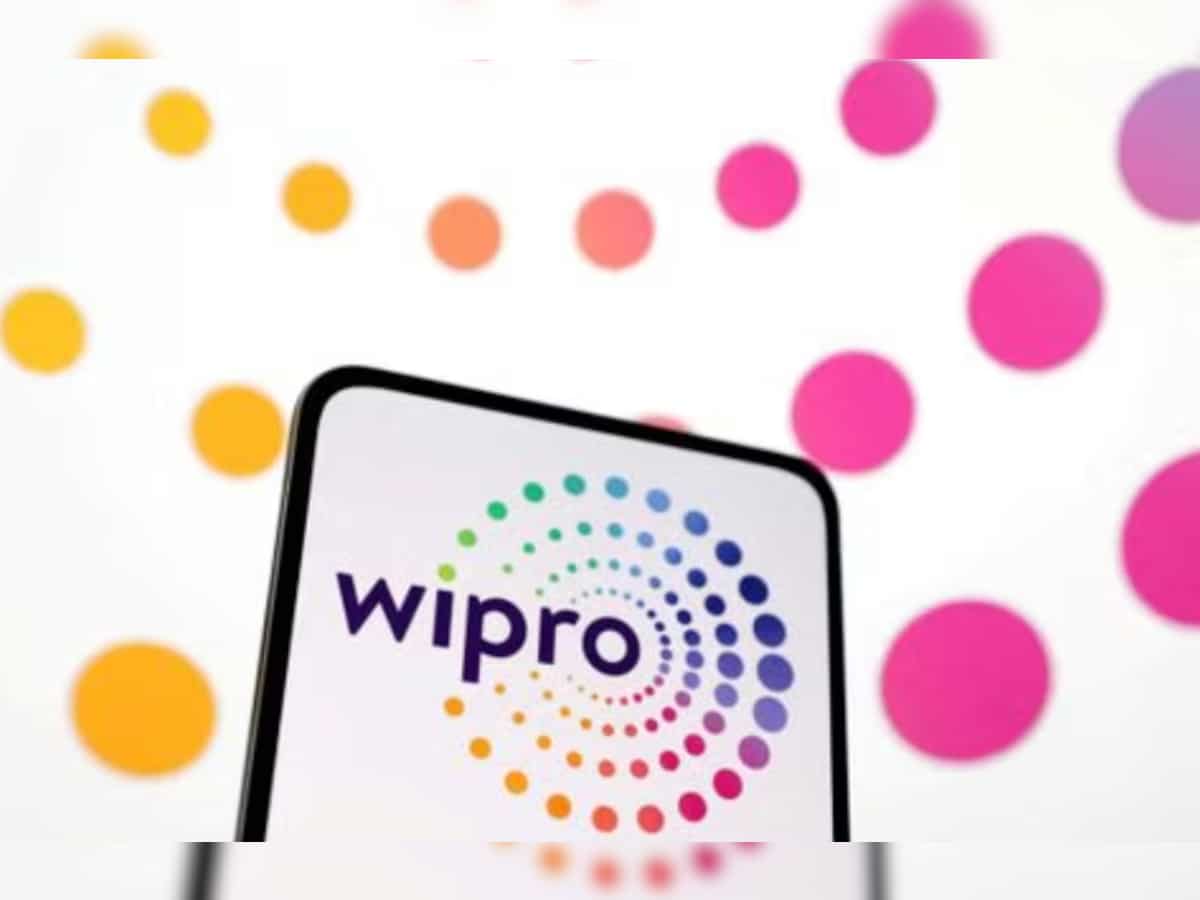 Wipro asks employees to work from office thrice a week