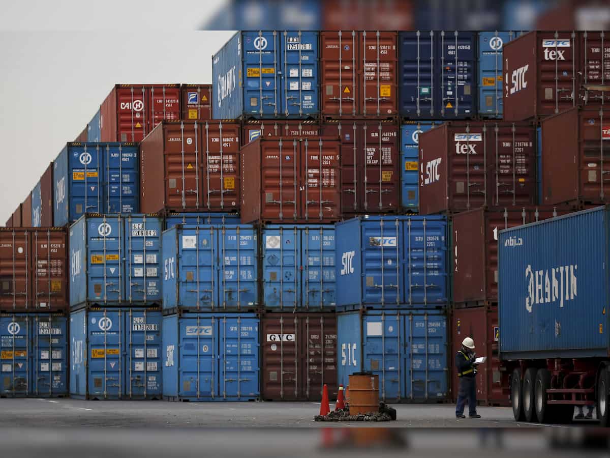 Chinese imports rise in October while exports fall for 6th straight month 