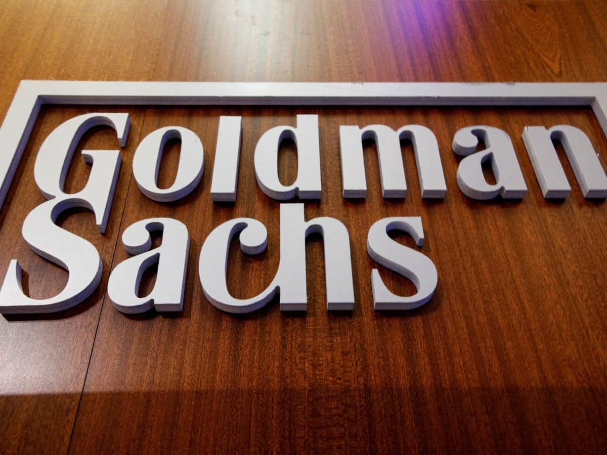 Goldman Sachs raises Indian shares to "overweight" on growth, earnings momentum