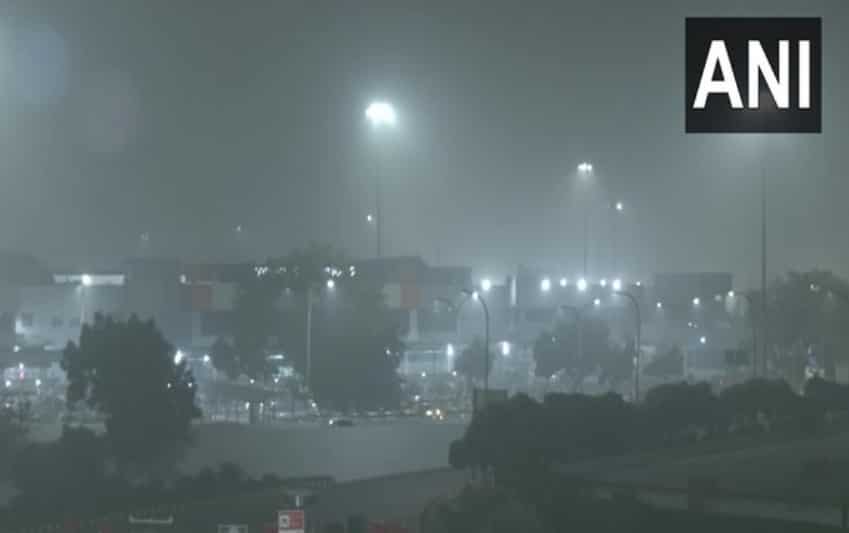 Cold morning in Delhi, minimum temperature 11.3 Degree Celsius 