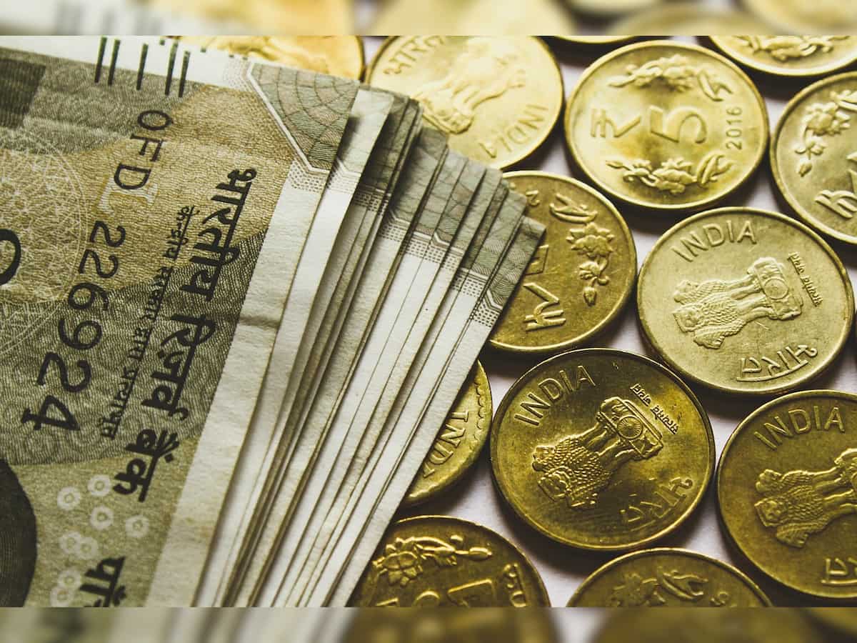 Rupee Vs Dollar: Rupee edges 4 paise lower at 83.27 against US dollar