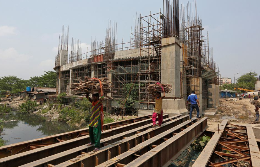 411 infra projects show cost overruns of Rs 4.31 lakh crore in October Official report