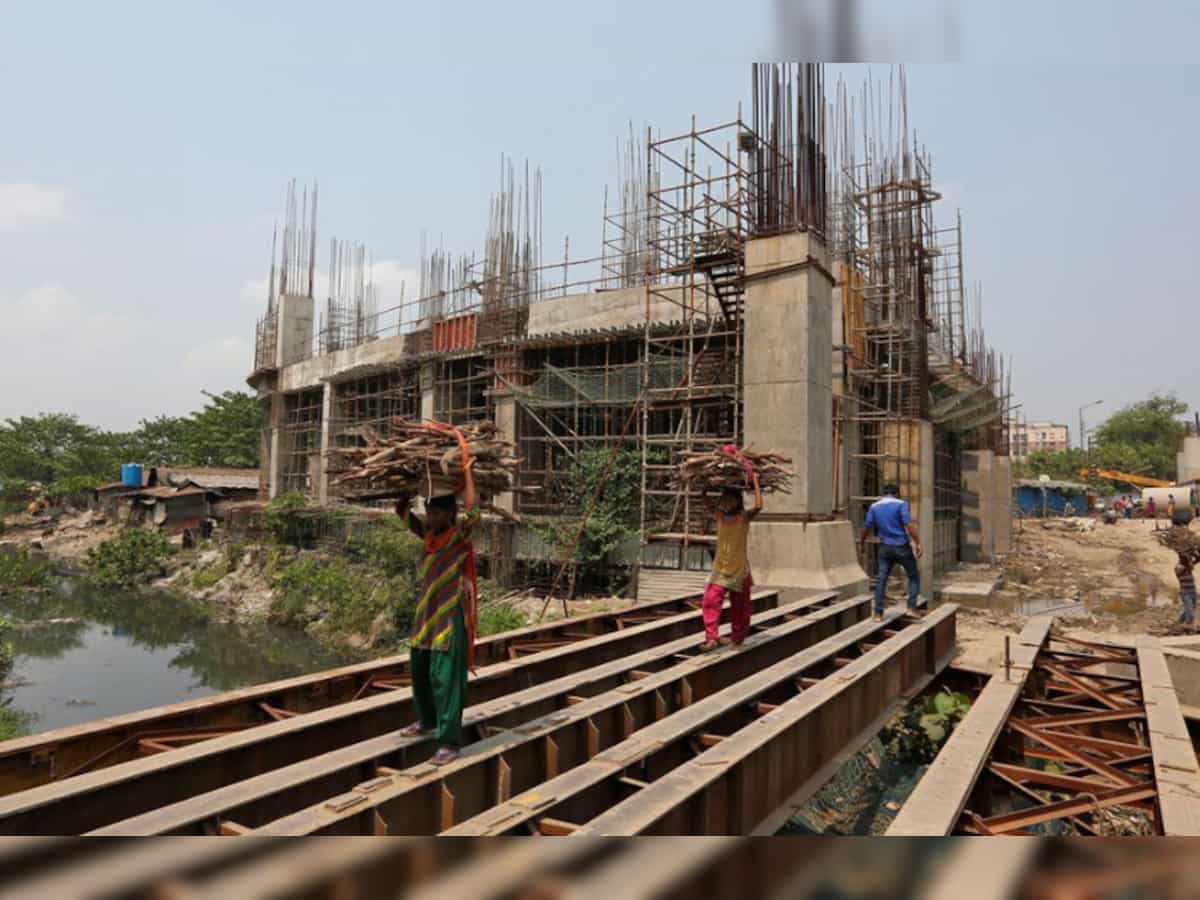 411 infra projects show cost overruns of Rs 4.31 lakh crore in October Official report