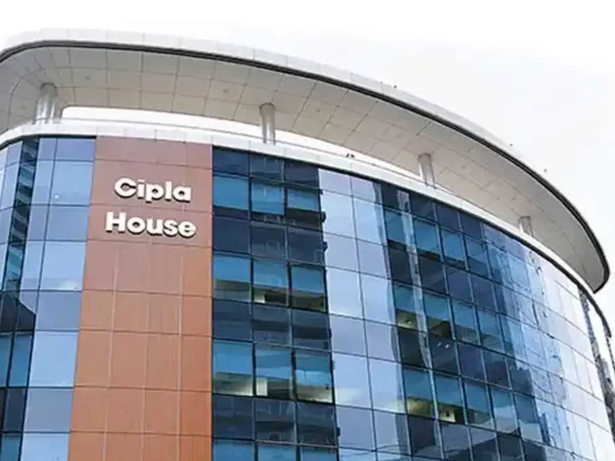 Cipla shares trade flat after pharma major's Indore unit gets warning letter from USFDA