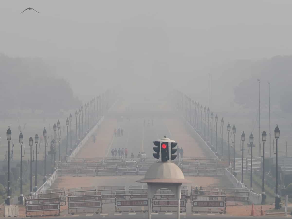 Kolkata's air quality worsens after Chhath Puja celebrations with firecrackers