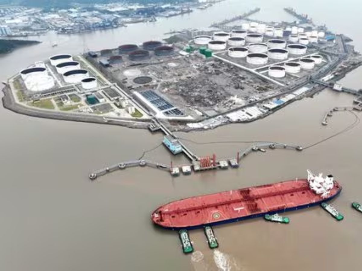 Oil prices ease as demand concerns outweigh supply cuts prospect