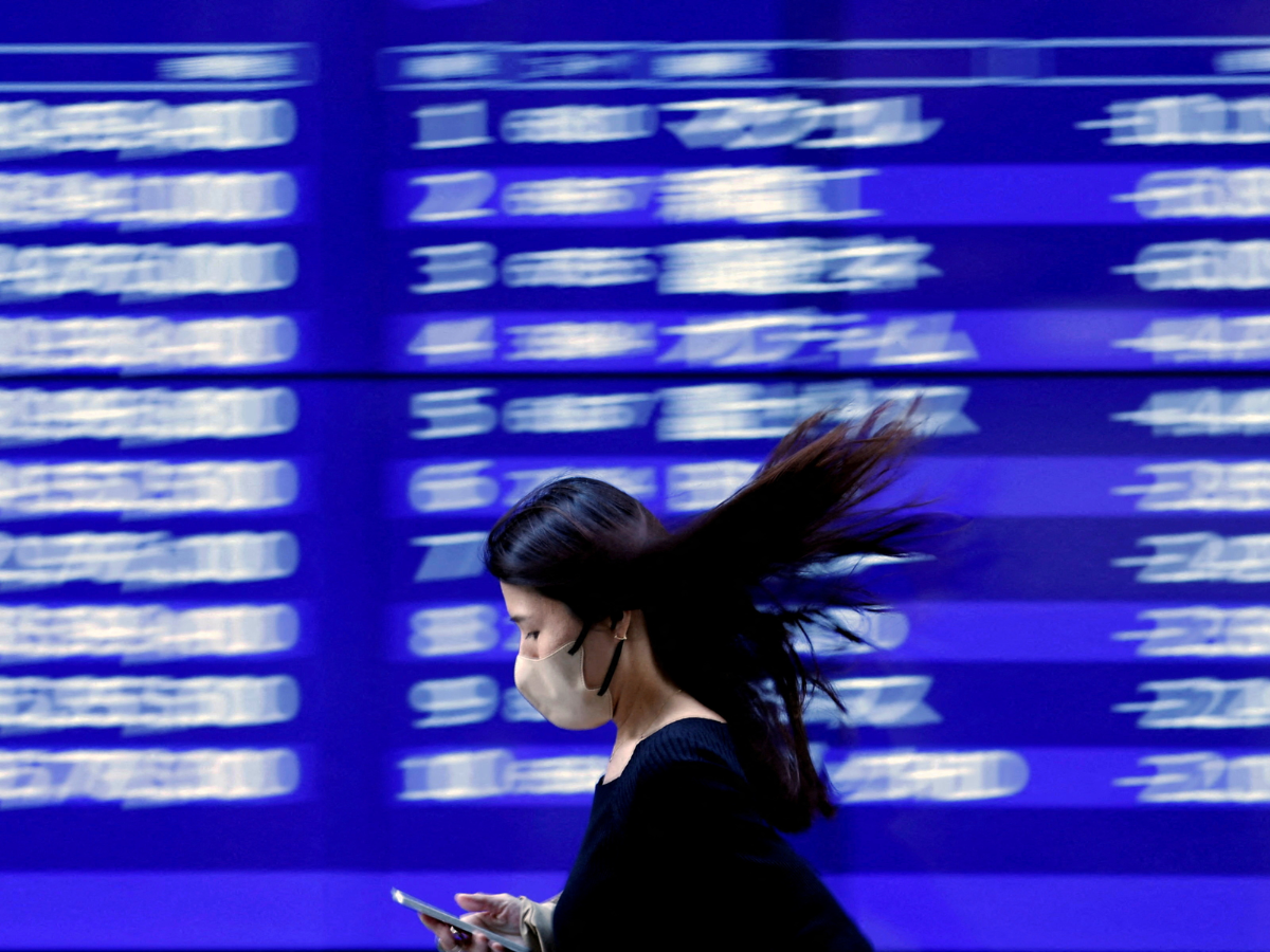 Asian markets update | Wall Street rally lifts shares, dollar weakens on Fed outlook