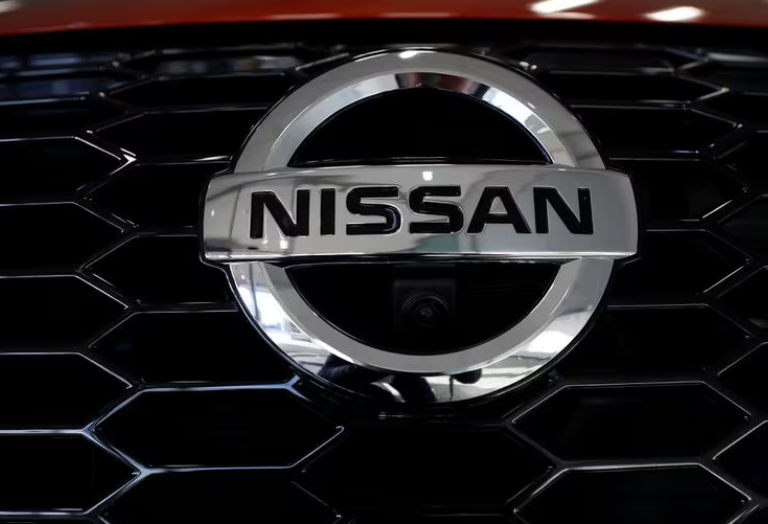 Nissan to make electric versions of Qashqai, Juke