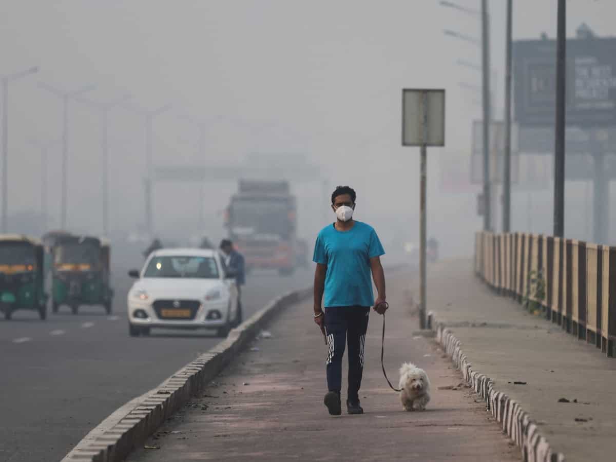 Delhi's Weather Update: Light rain may offer relief from high pollution