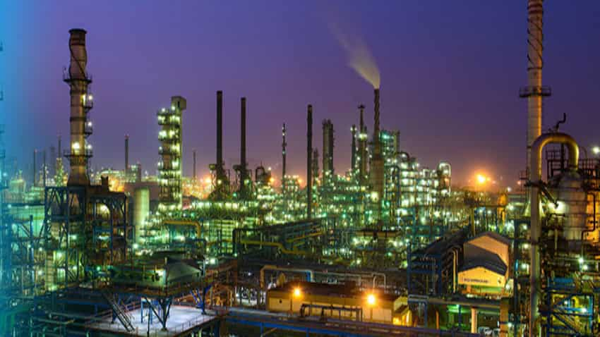 HPCL, BPCL And IOCL Shares Hit 52-week Highs After Crude Oil Prices ...