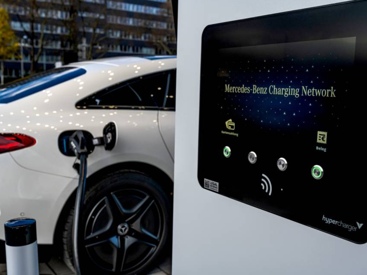 Mercedes-Benz inaugurates first German charging hub in Mannheim