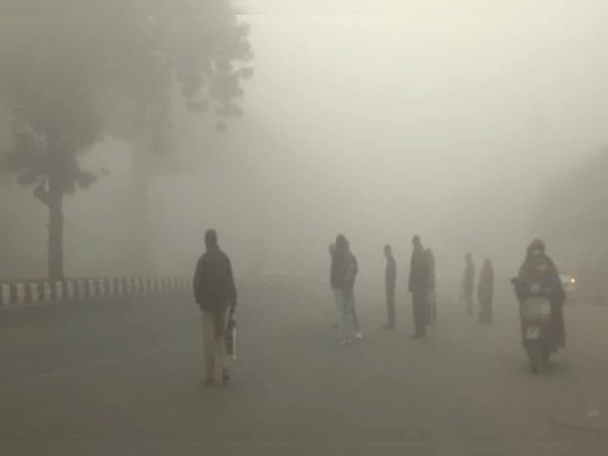 Delhi's minimum temperature at 10 degrees Celsius, dense fog likely from Monday 