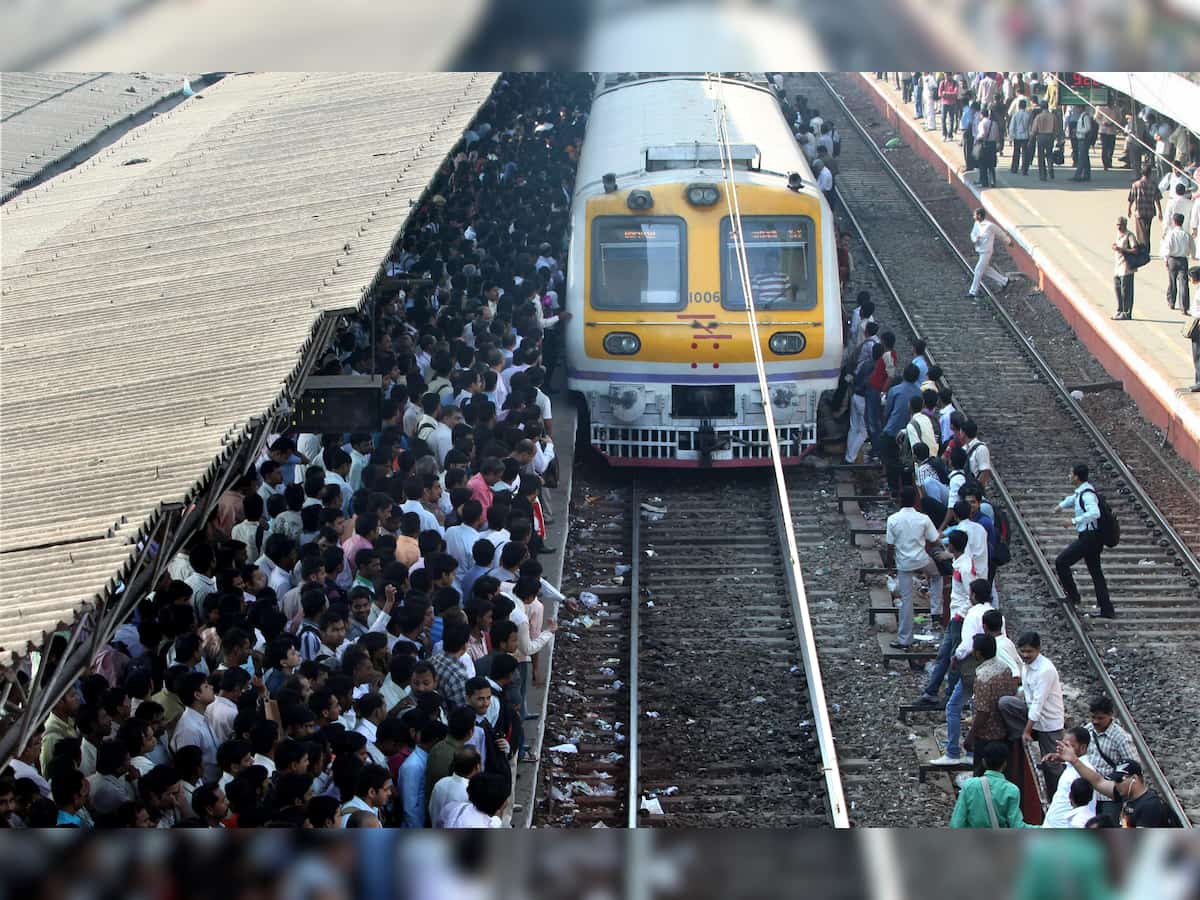 Express train engine failure hits suburban train traffic in Mumbai