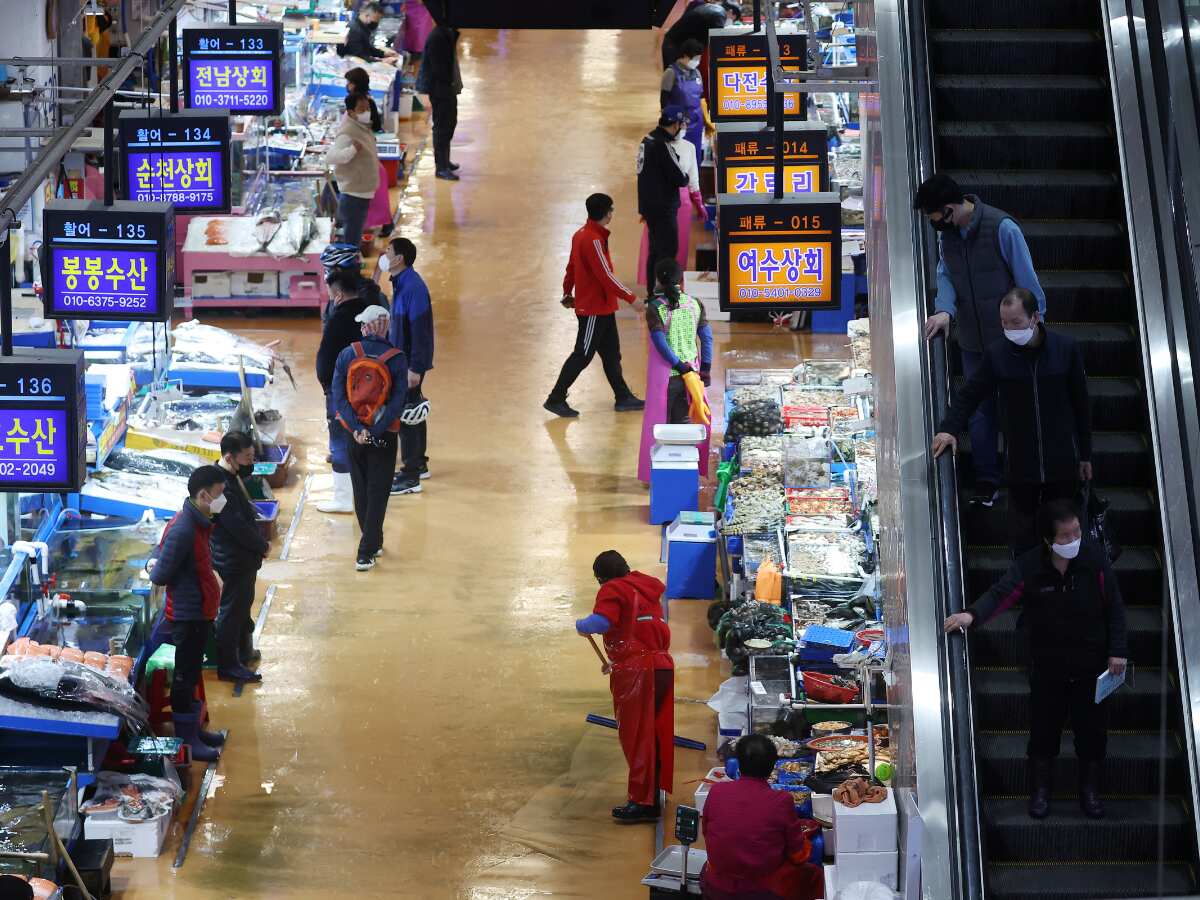 South Korea inflation eases in relief to policymakers