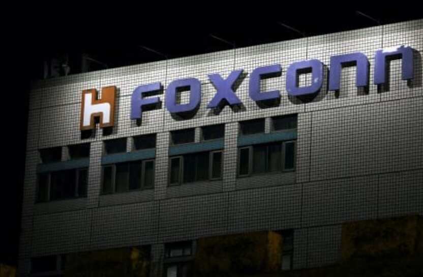 Foxconn raises Q4 outlook on strong year-end holiday sales