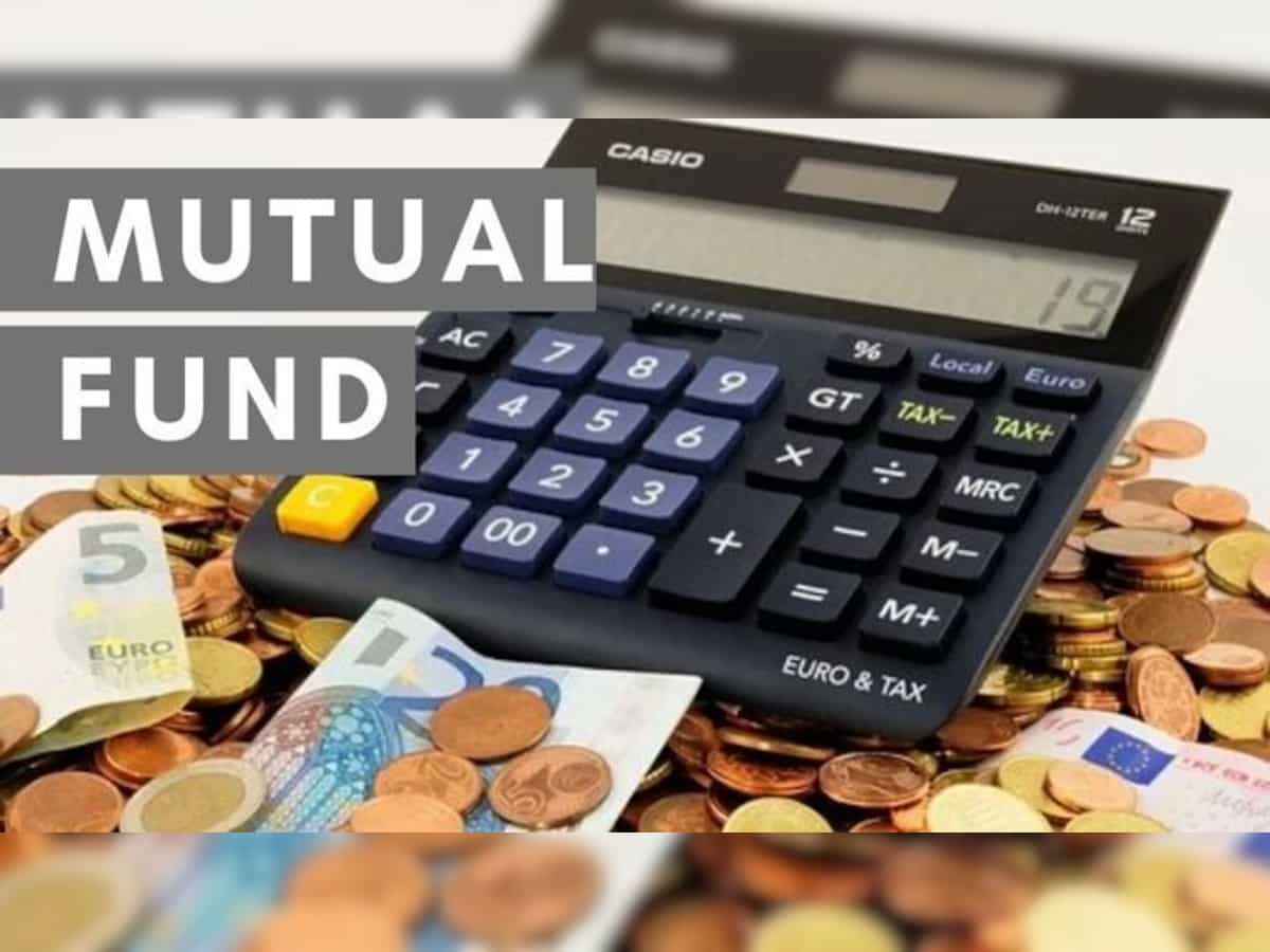 Inflow in equity mutual funds drops 22% in November; SIP hits fresh high at over Rs 17,000 crore